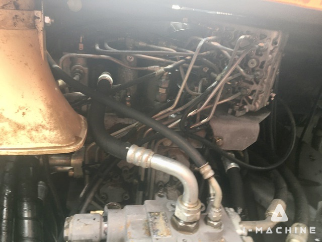 HITACHI ZX200LC