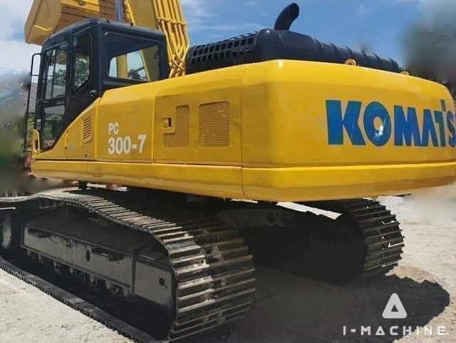 KOMATSU PC300LC-7