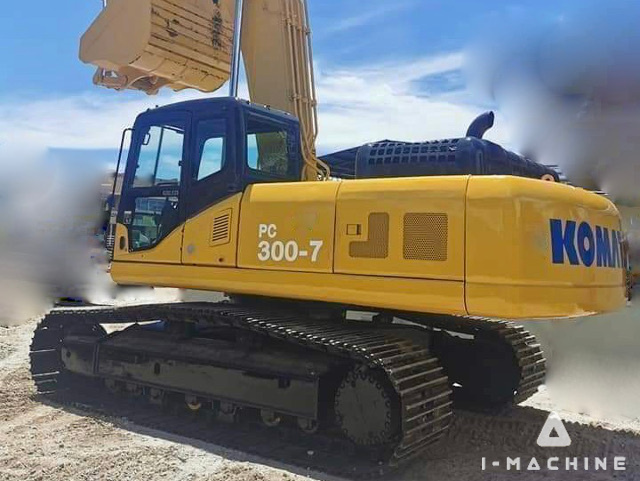 KOMATSU PC300LC-7