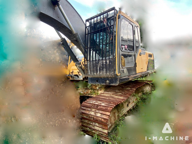VOLVO EC210D