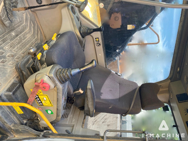 VOLVO EC210D