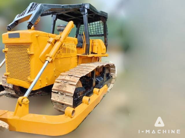 KOMATSU D60EM