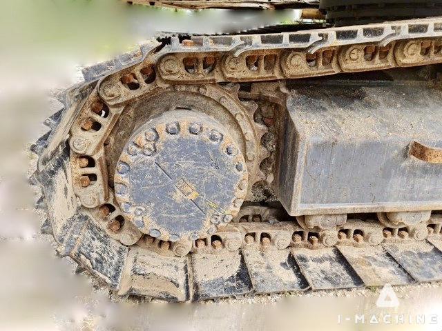 KOMATSU PC200-7