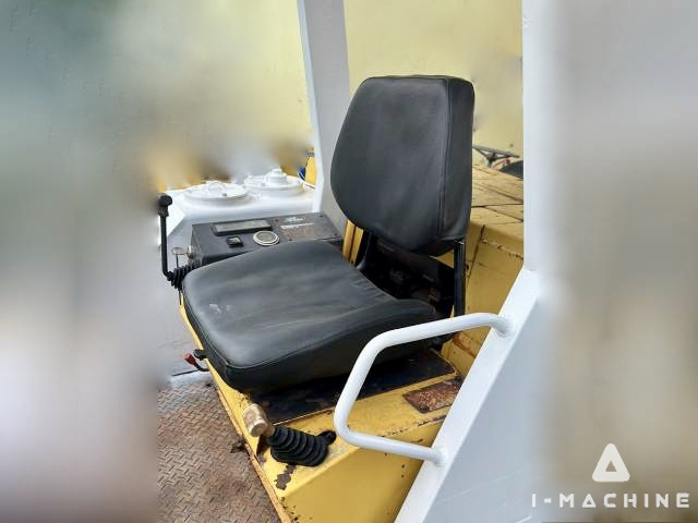 YANMAR B27
