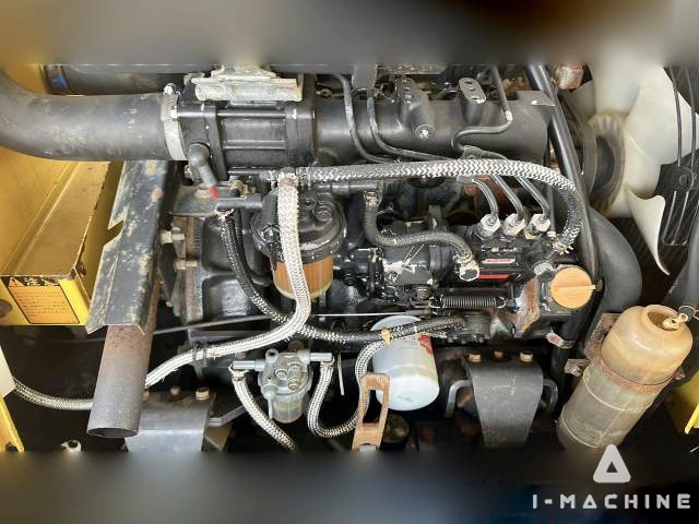 YANMAR B27