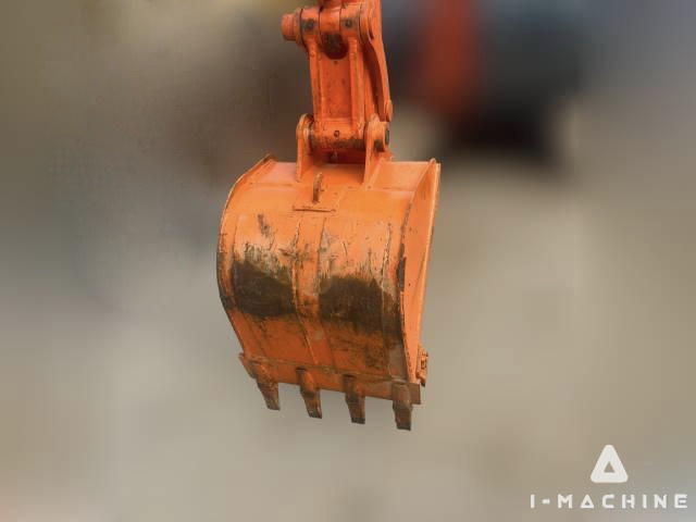 HITACHI ZX60
