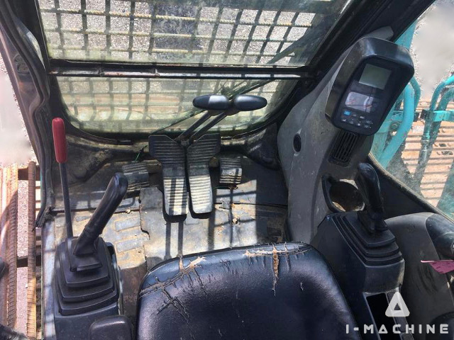 KOBELCO SK200-8