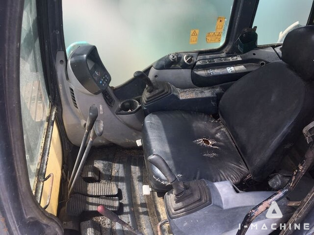 KOBELCO SK200-8