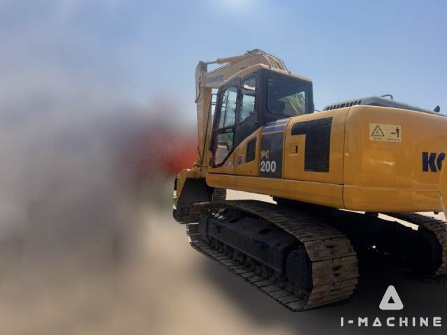 KOMATSU PC200-7