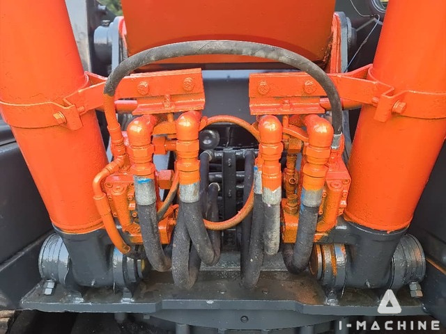 HITACHI EX200-5