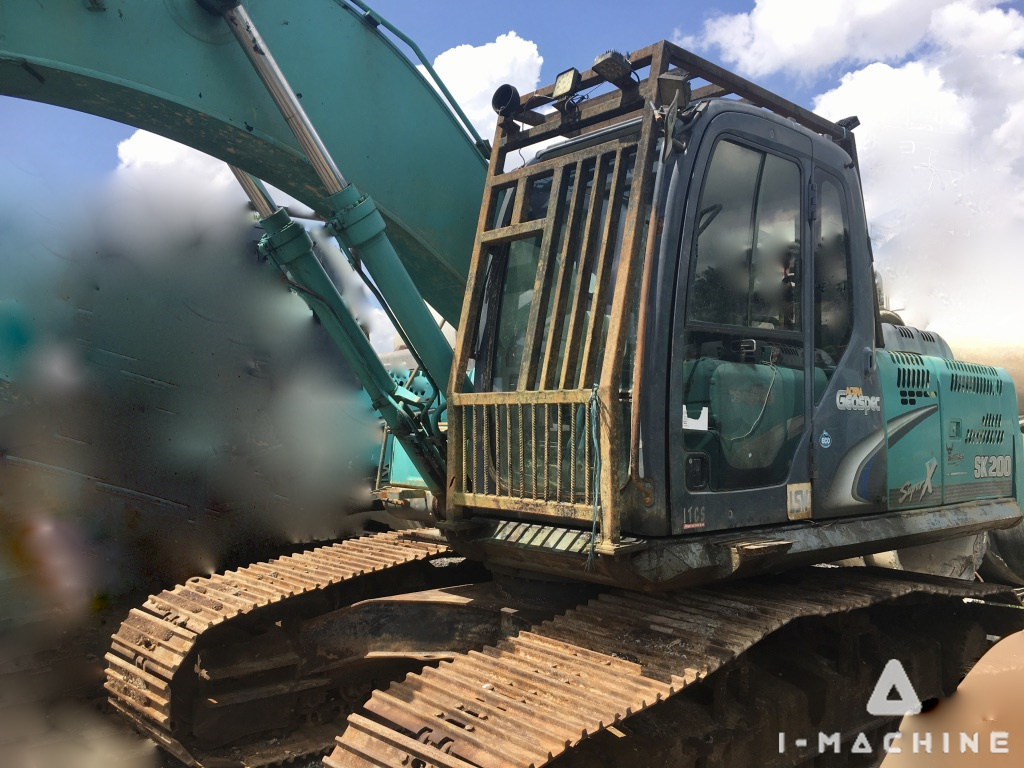 KOBELCO SK200-8