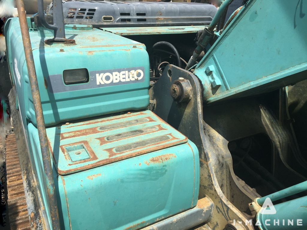 KOBELCO SK200-8