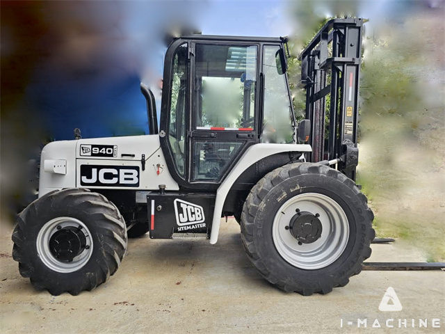 JCB 940