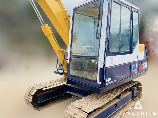 KOMATSU PC60-5