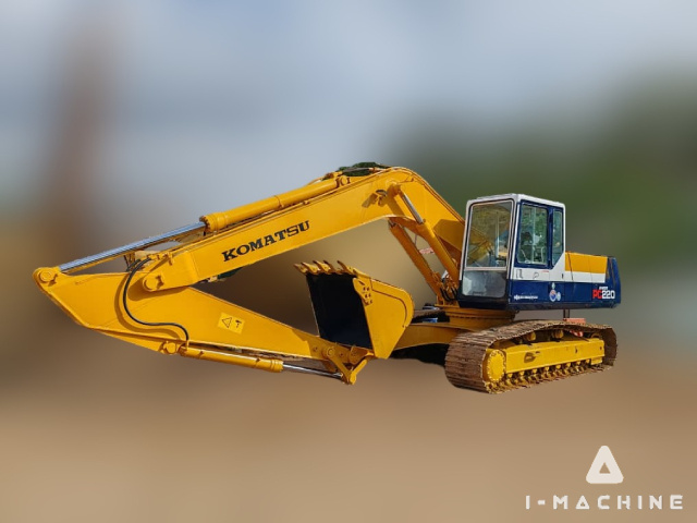 KOMATSU PC220-5