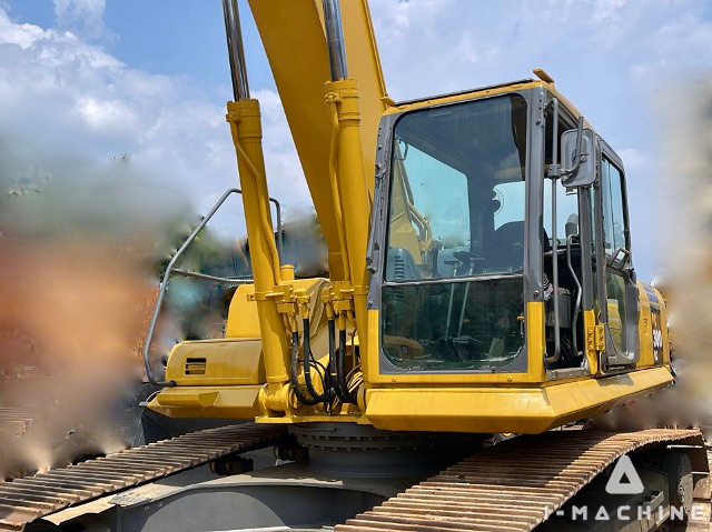 KOMATSU PC300LC-7