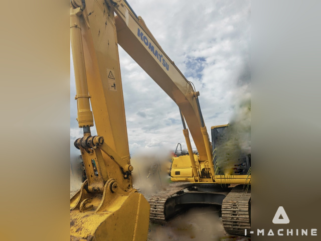 KOMATSU PC200-6