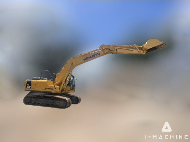 KOMATSU PC200-8