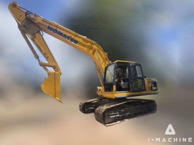 KOMATSU PC200-8