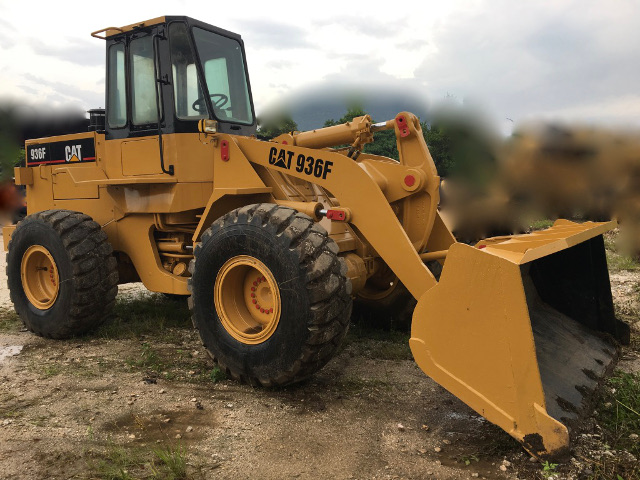 CATERPILLAR 936F