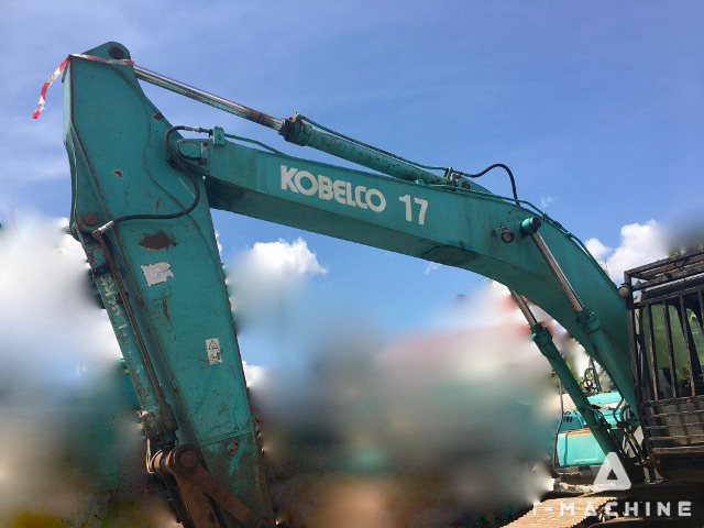 KOBELCO SK200-8