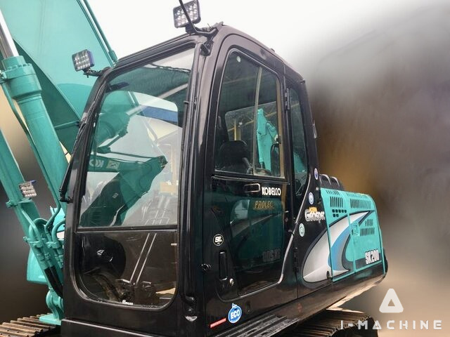 KOBELCO SK200-8