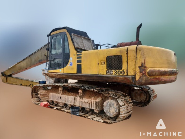 KOMATSU PC300-6