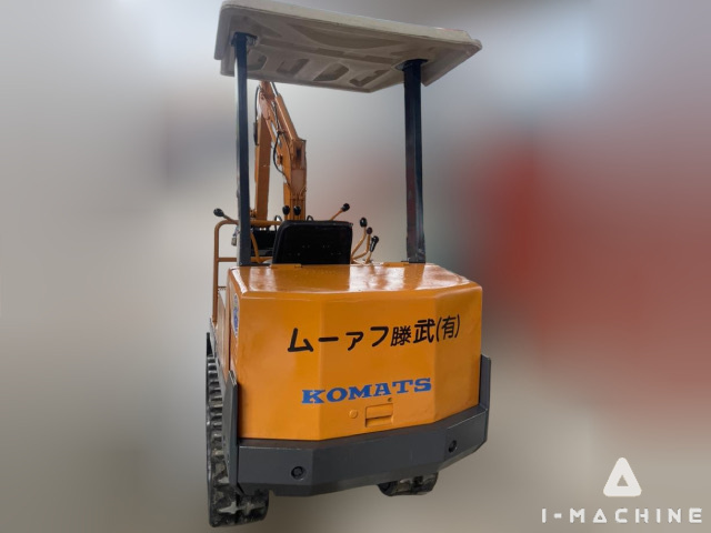 KOMATSU PC07