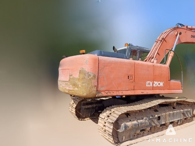 HITACHI EX210-5