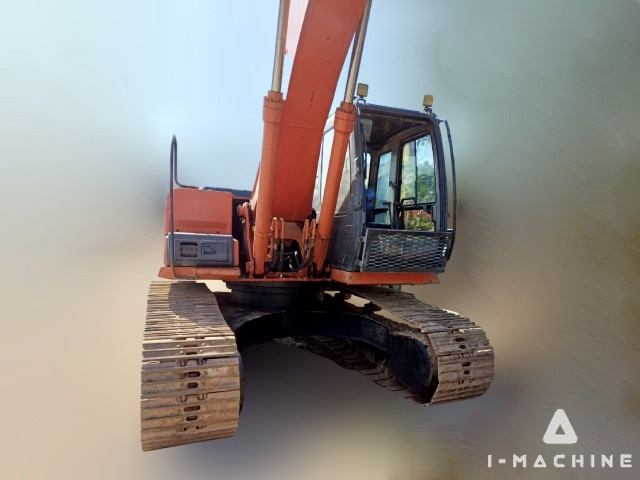 HITACHI EX210-5