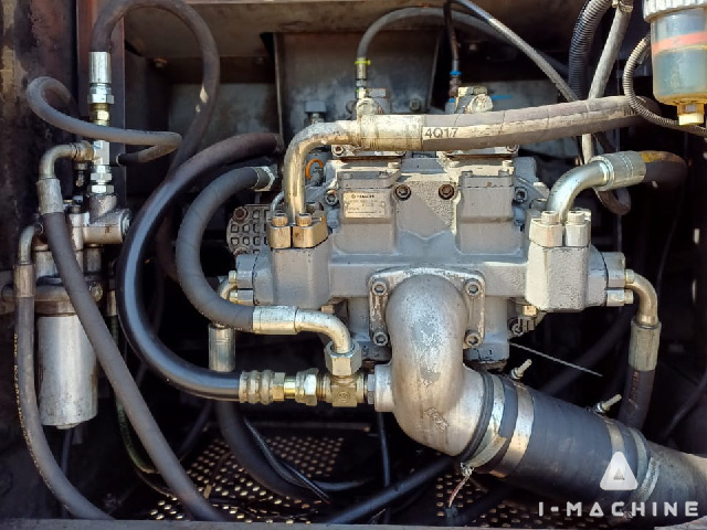 HITACHI EX210-5