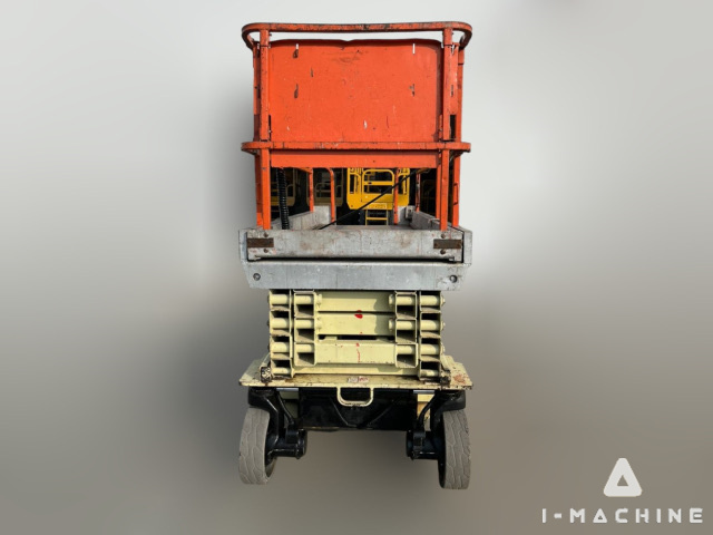 JLG 3246ES