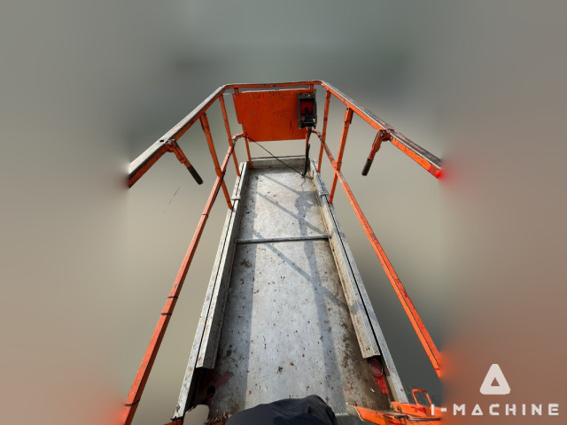JLG 3246ES