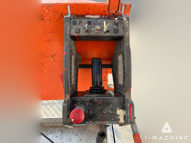 JLG 3246ES