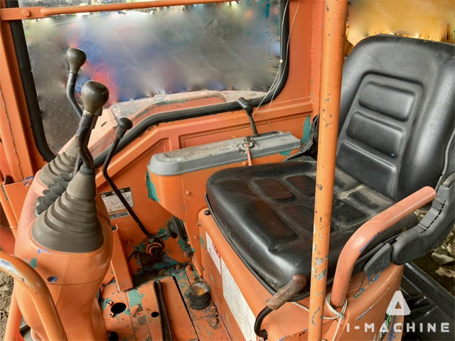 HITACHI EX20UR-2