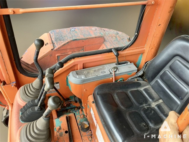 HITACHI EX20UR-2