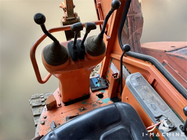 HITACHI EX20UR-2