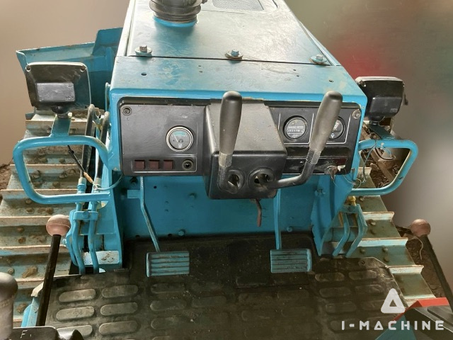 KOMATSU D21A-6