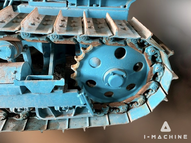 KOMATSU D21A-6
