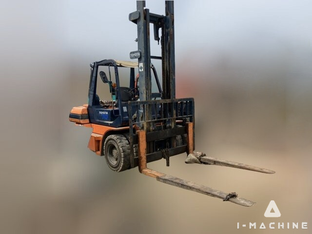 TOYOTA 20-5FD70