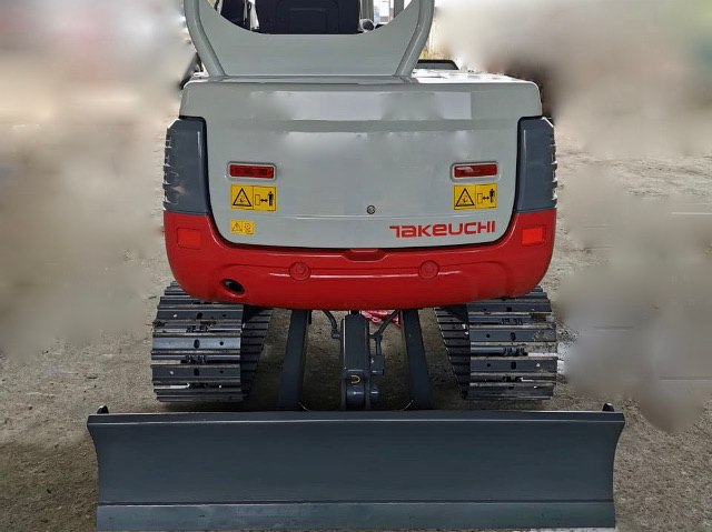 TAKEUCHI TB235