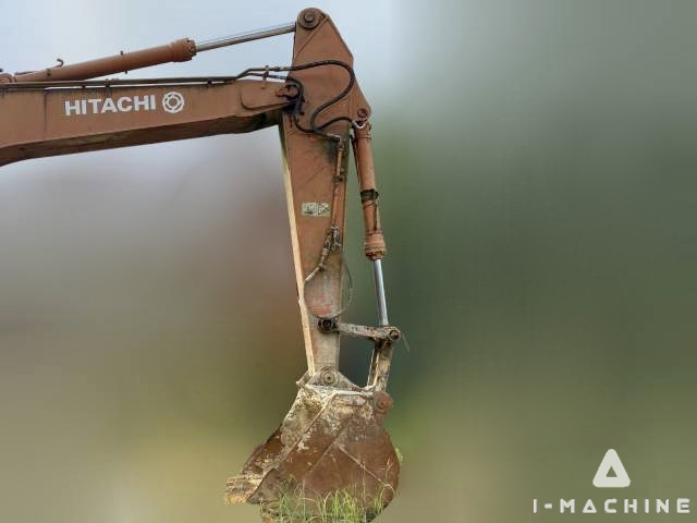 HITACHI EX370-5