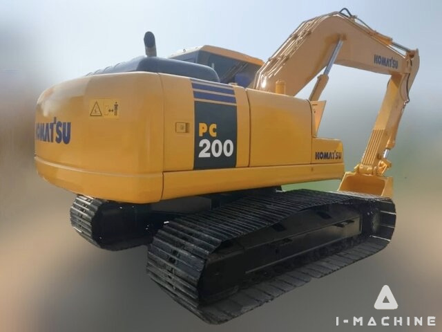 KOMATSU PC200-7