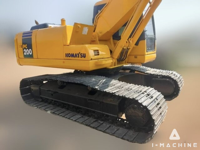 KOMATSU PC200-7