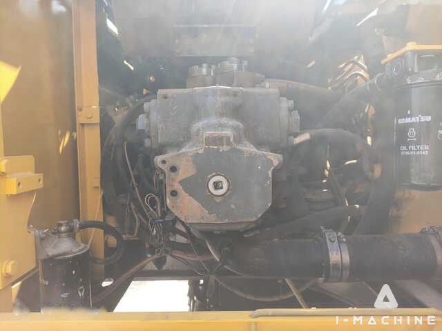 KOMATSU PC200-7