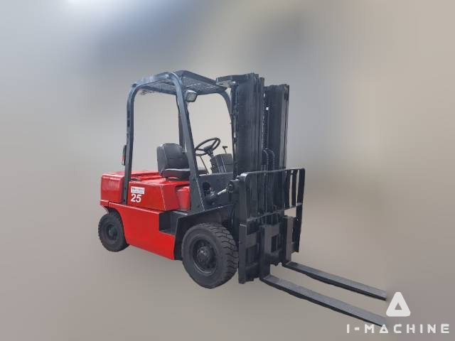 NISSAN J02
