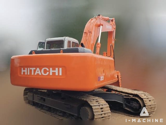 HITACHI EX200