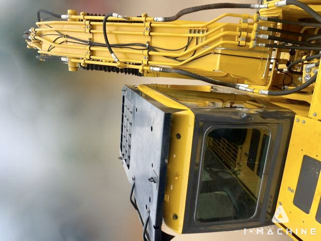 KOMATSU PC200-7