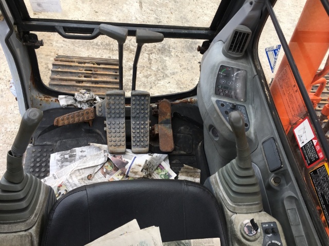 HITACHI EX120-5E
