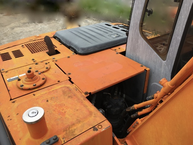 HITACHI EX120-5E